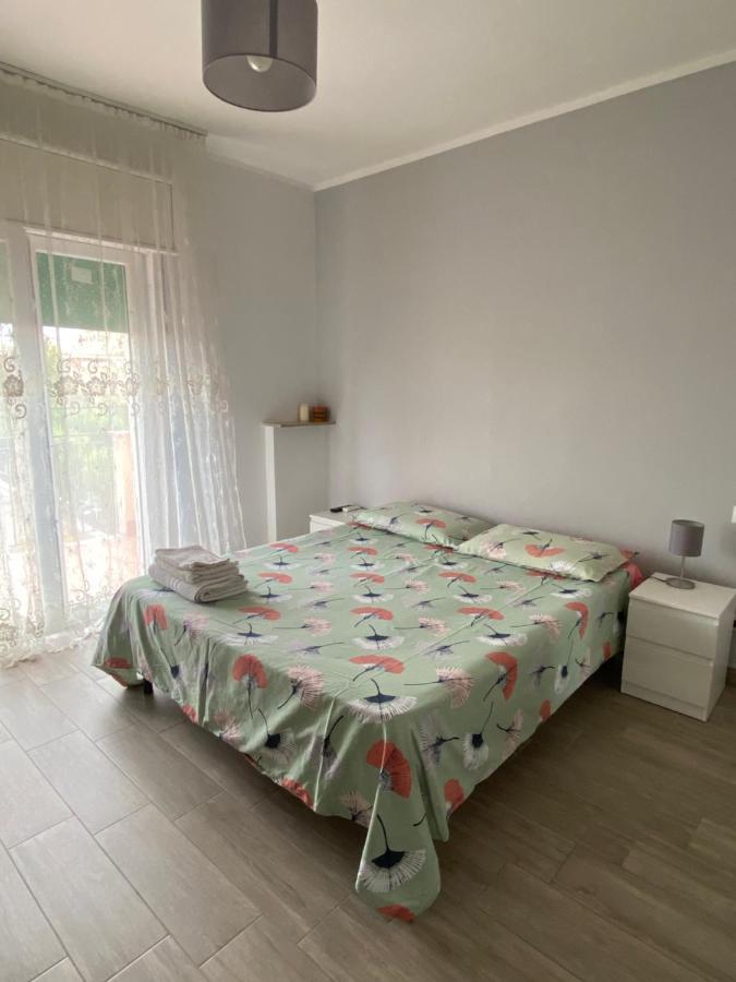 Bed and Breakfast Tres Joli Roma Exterior foto